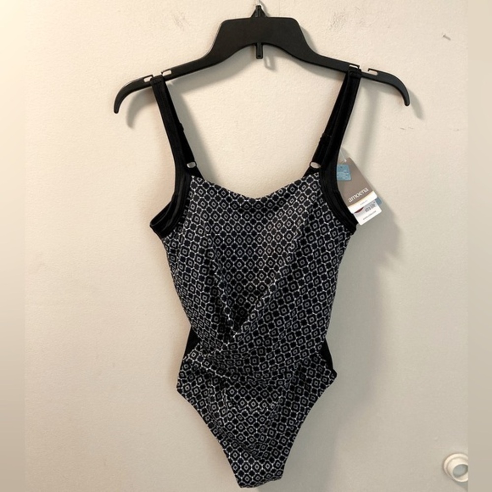 Amoena Swimsuit Mastectomy Black & White Ayon One Piece Swimwear Sz 8B NWT